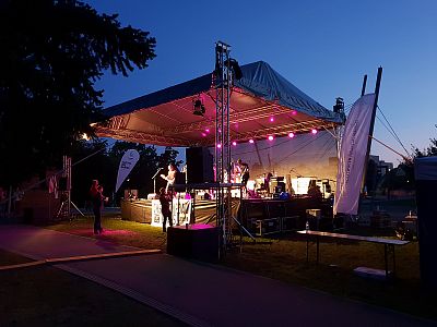 Ground support stage roofing 11x9m