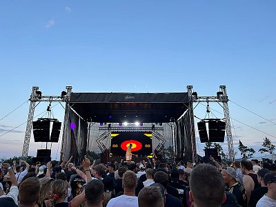 Ground support stage roofing 11x9m