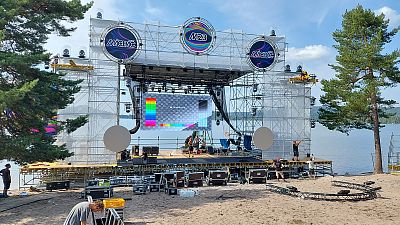 Ground support stage roofing 11x9m