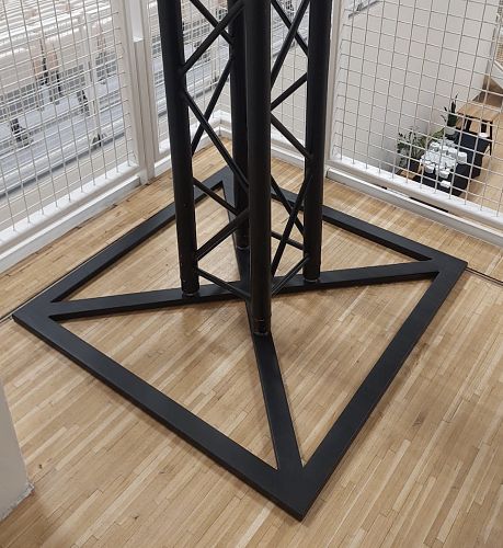 90x90 - QD290 truss base